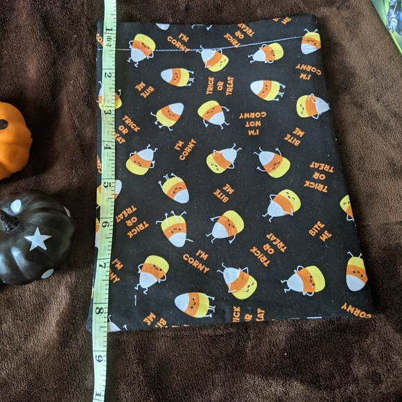 Candy Corn Small Book Sleeve🎃👻📚 - Picture 2 of 5